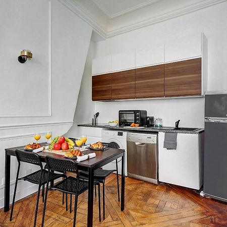 Eiffel Tower & Invalides - 1Br - Cityapartmentstay París Exterior foto