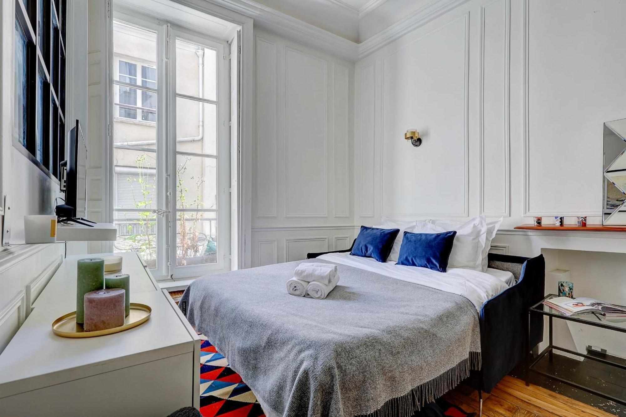 Eiffel Tower & Invalides - 1Br - Cityapartmentstay París Exterior foto
